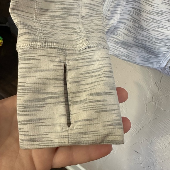 ❤️‍🔥2/$20❤️‍🔥Athletic Zip Up Size XS 90 Degree by Reflex - Picture 4 of 7